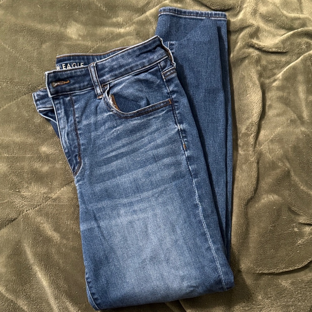 American Eagle High Rise Jegging